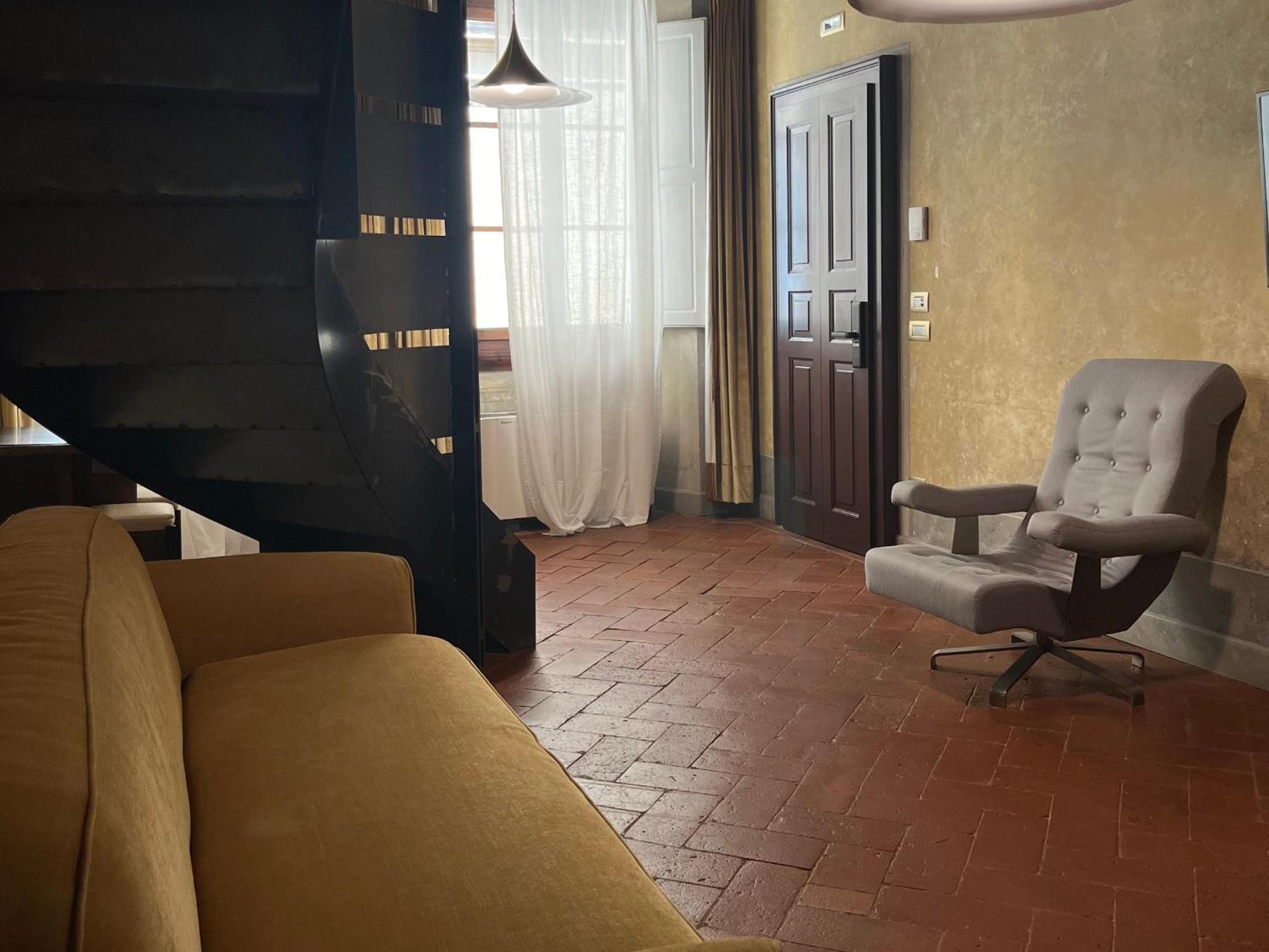 Numa Florence Palazzo San Niccolo Room photo